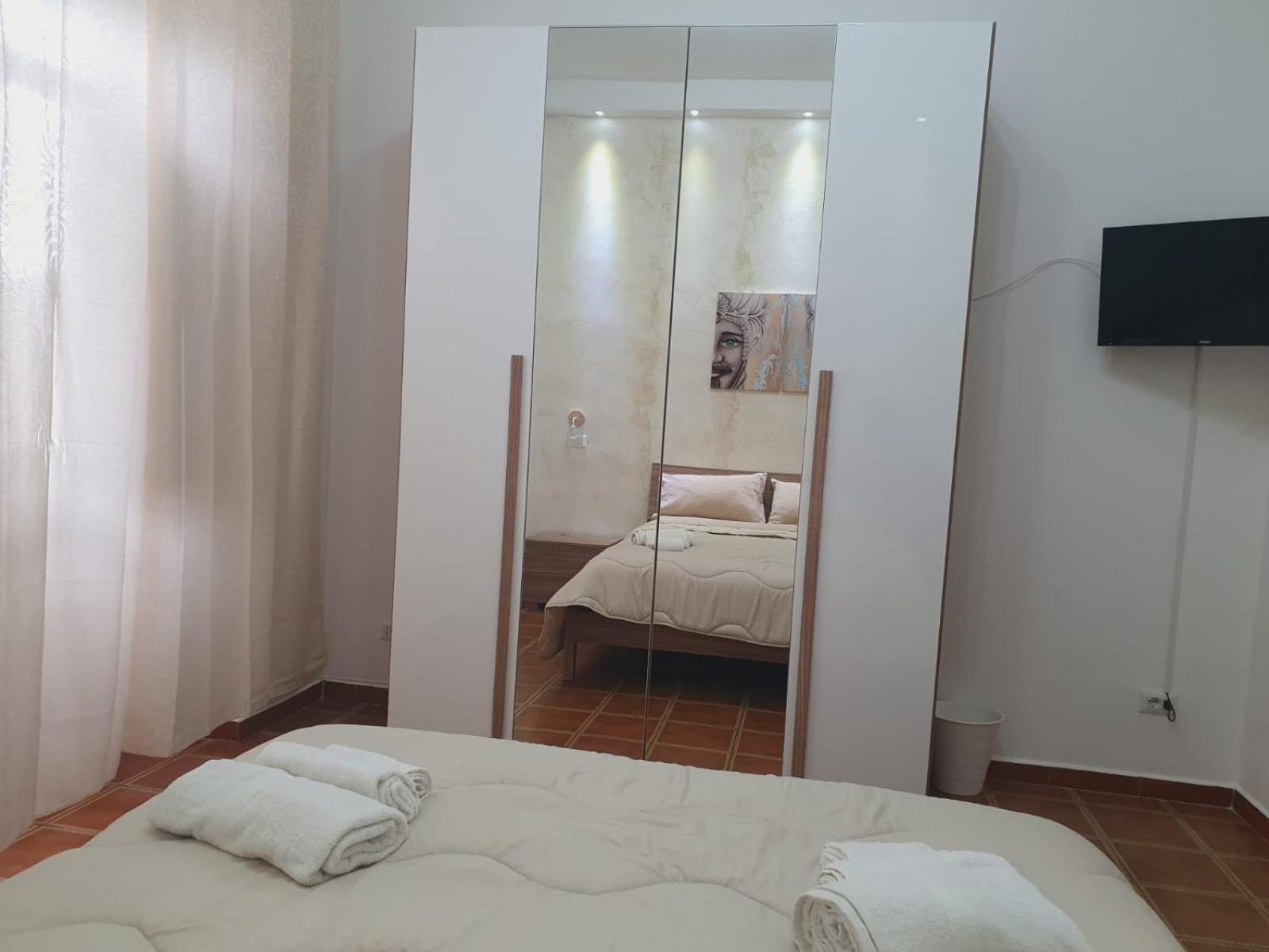Agathae'S Home Catania Bagian luar foto